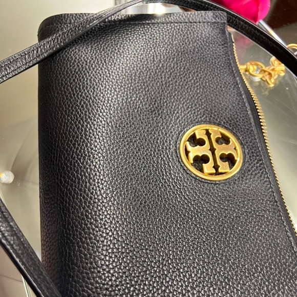 Tory Burch crossbody bag with zipper - Picture 2 of 14